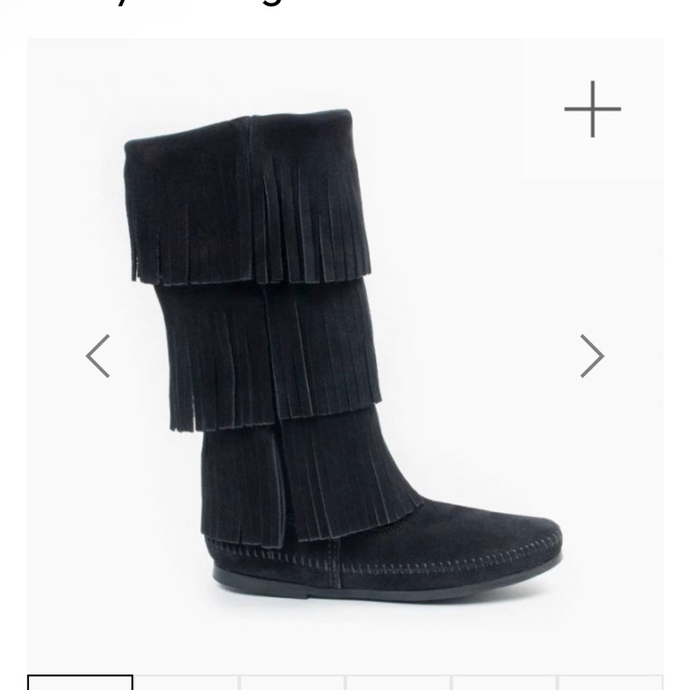 Minnetonka 3 Layer Fringe Boots - 7